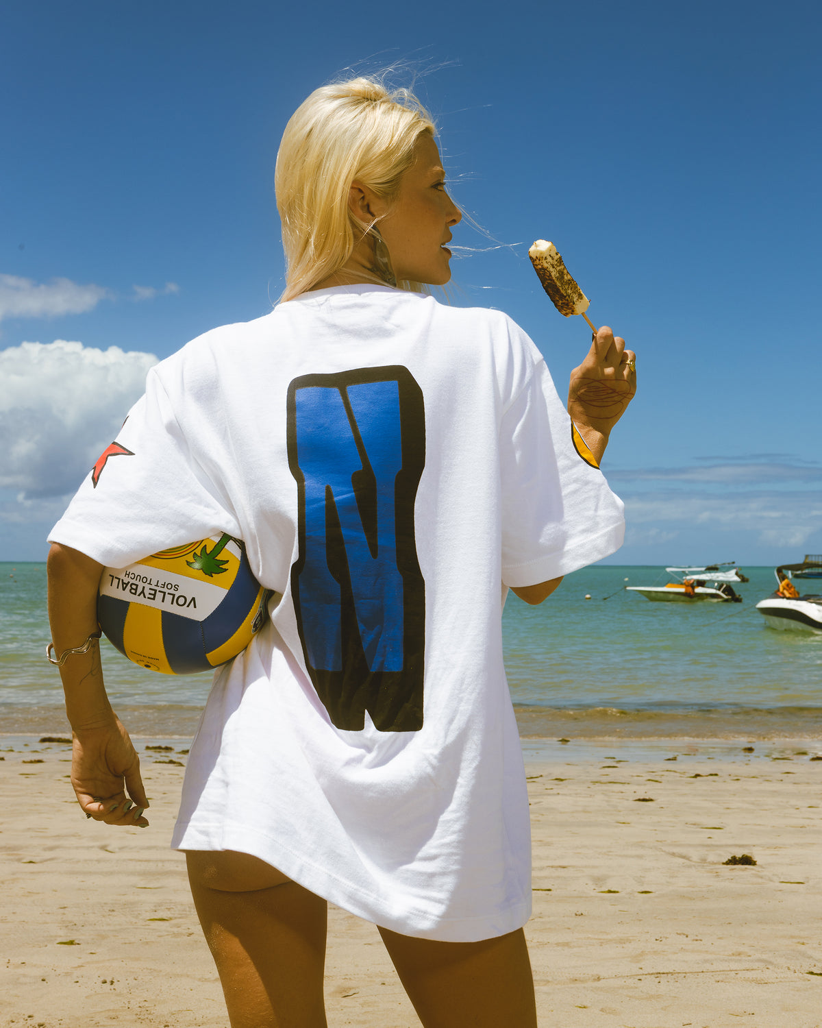 Camiseta Cântico Noturno branca